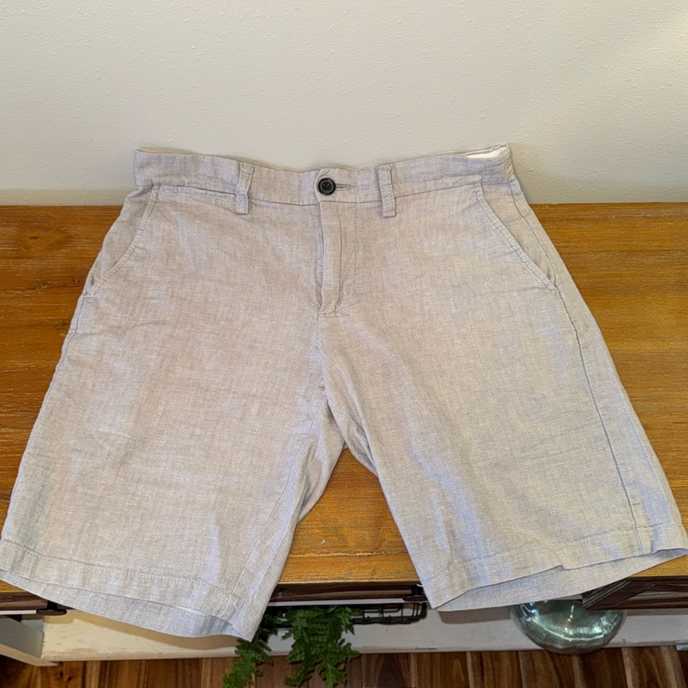 Men’s Gray Linen Shorts